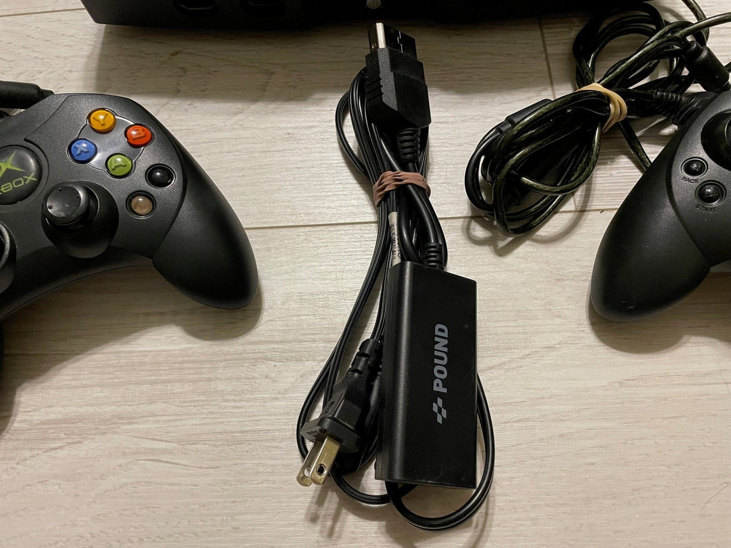 2TB Modded Xbox Console Bundle - 2 Pads HDMI AC - 880+ US Xbox Titles and 10,000 Retro ROMs - RETRO MODD