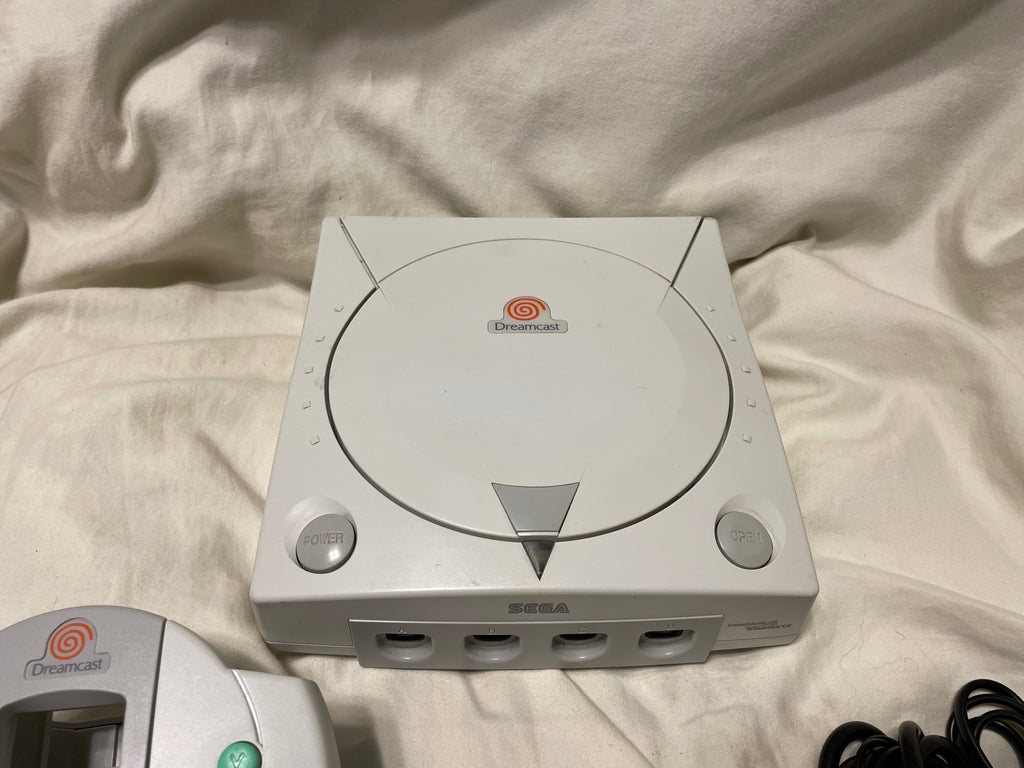 Modded Dreamcast Console Bundle - All US Dreamcast Titles - 1000s of Titles - GDEMU w/ 256GB Card - Controller VMU AV AC