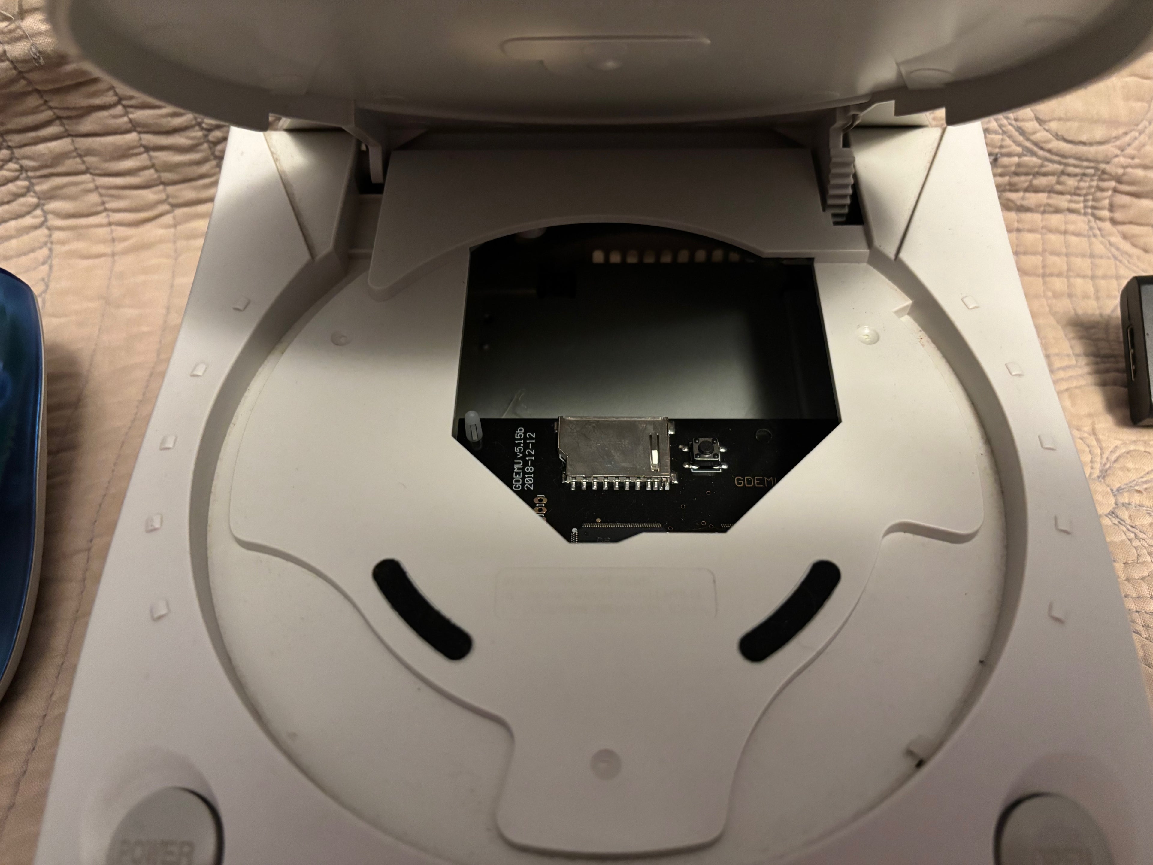 Modded Dreamcast Console HDMI Bundle - All US Dreamcast Titles - 1000s of Titles - GDEMU w/ 256GB Card - Controller VMU HDMI AC