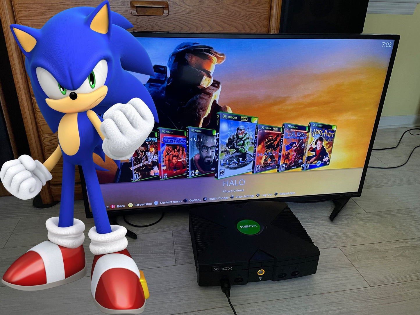 Custom Sonic blue LED 8TB Cerbios modded Xbox with 128MB RAM and custom Sonic jewel