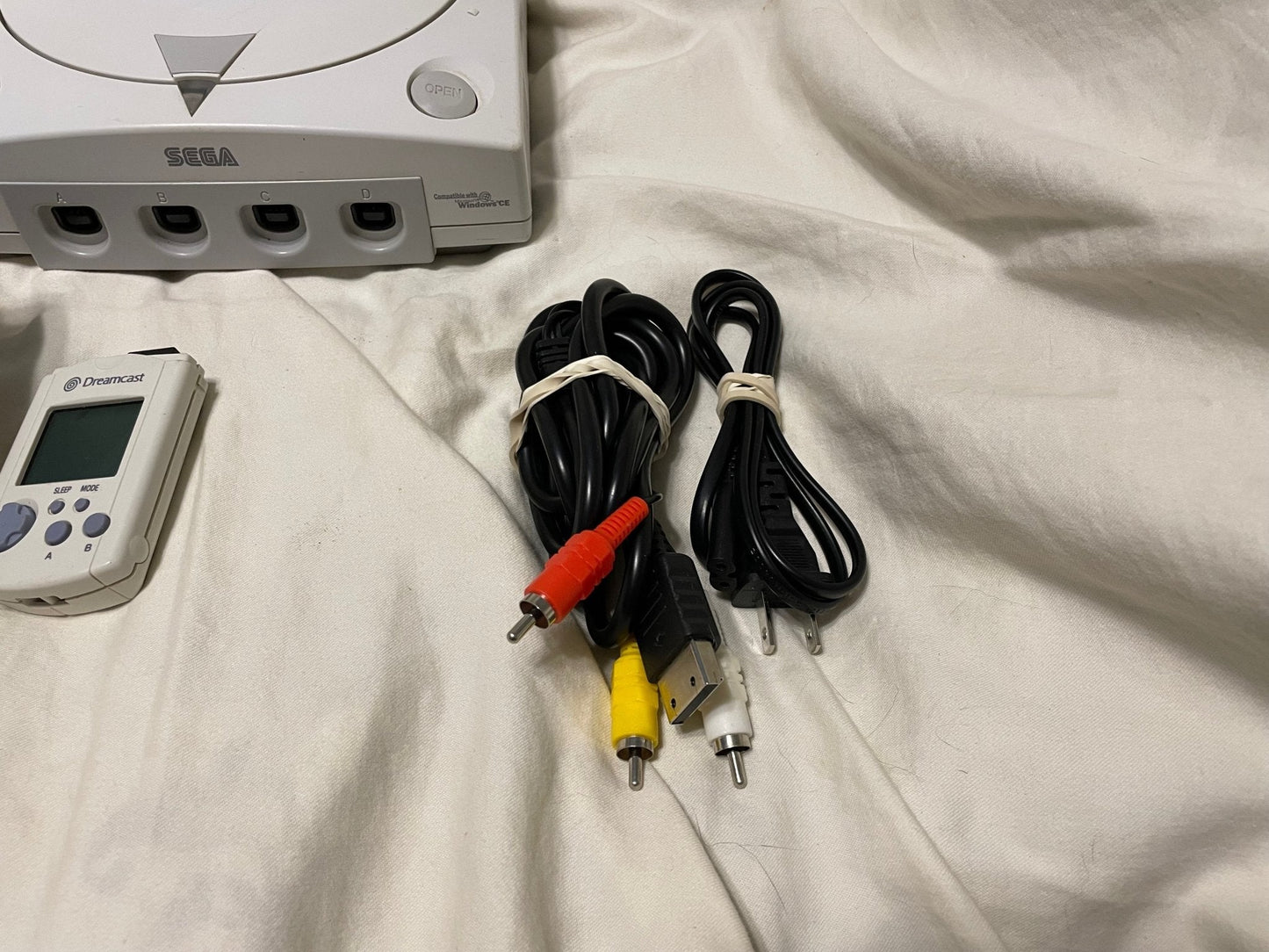 Modded Dreamcast Console - 1 Pad VMU AV Power - All US Dreamcast Games 5000+ Retro Games - RETRO MODD