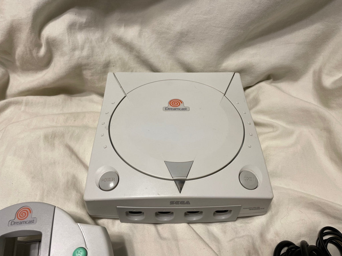 Modded Dreamcast Console - 1 Pad VMU AV Power - All US Dreamcast Games 5000+ Retro Games - RETRO MODD