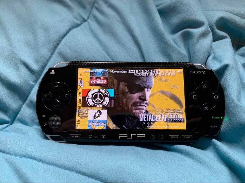 Modded PSP 128GB 100+ PSP Games - RETRO MODD