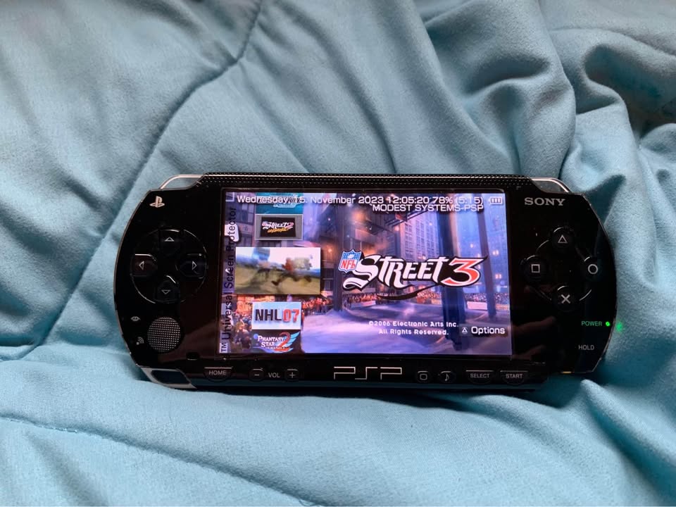 Modded PSP 128GB 100+ PSP Games - RETRO MODD