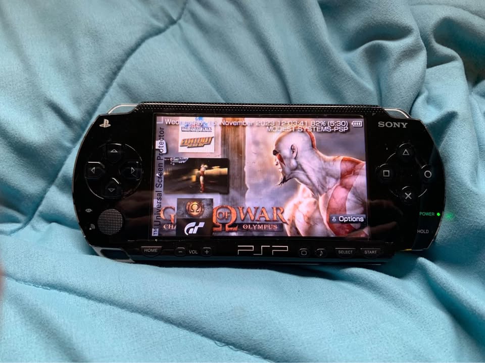 Modded PSP 128GB 100+ PSP Games - RETRO MODD